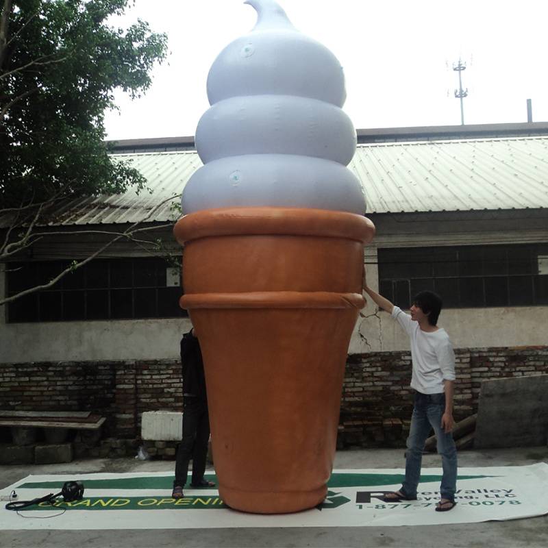  Inflatable Ice Cream Model